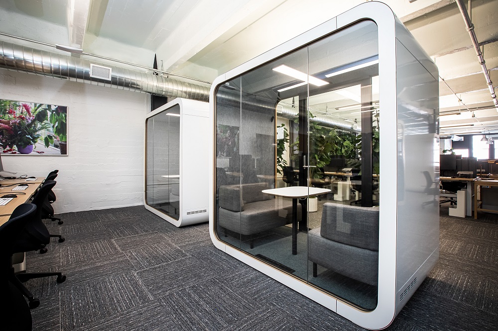 What are the features and benefits of Office pods - FlexSpace